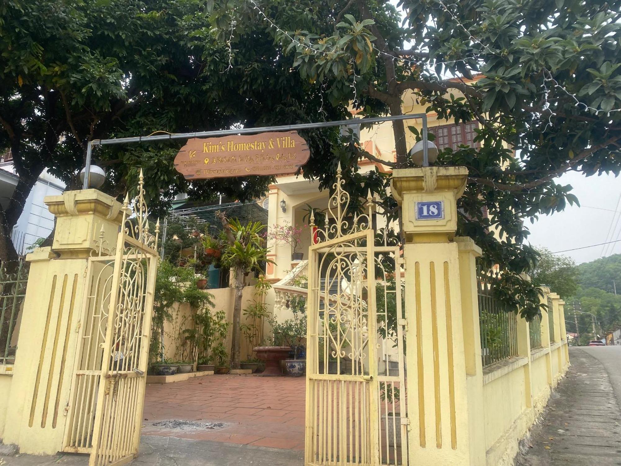 הלונג Kim'S Homestay & Villa מראה חיצוני תמונה